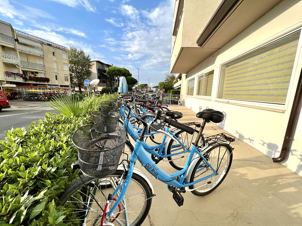 Hotel in Lignano Riviera with free bicycles